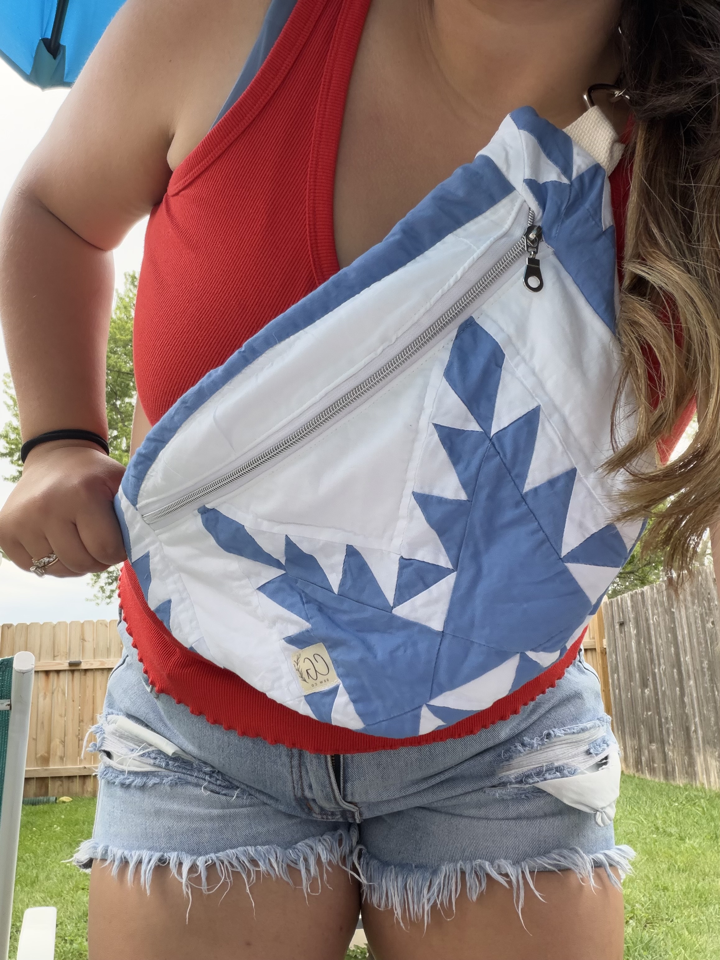 Cornflower blue and white star quilt sling